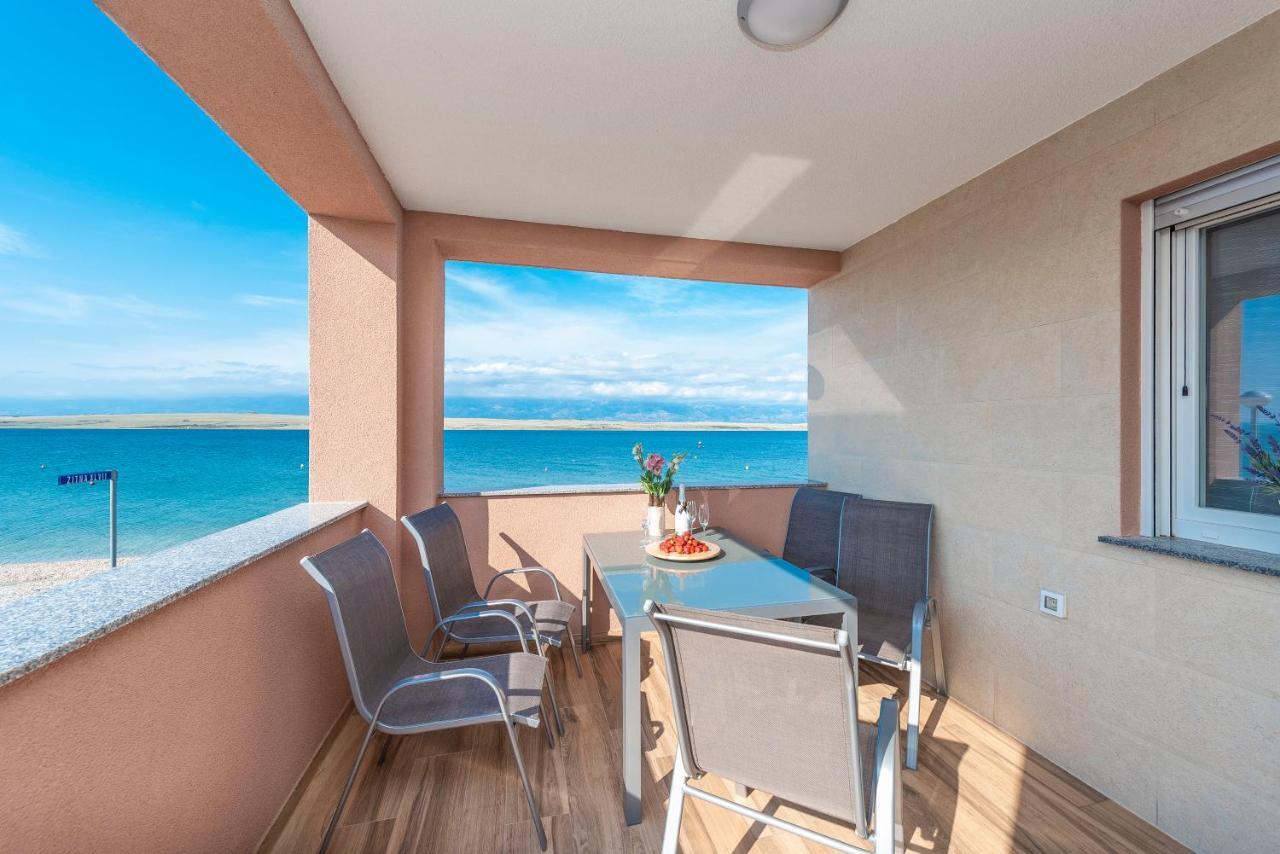 Luxury Apartments - La Vir 5& 6 Εξωτερικό φωτογραφία