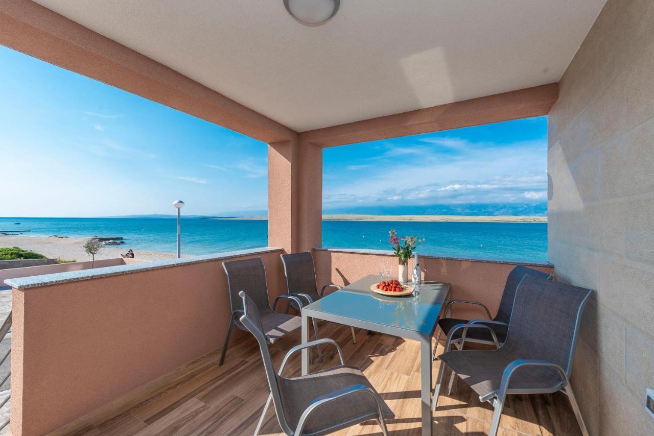 Luxury Apartments - La Vir 5& 6 Εξωτερικό φωτογραφία