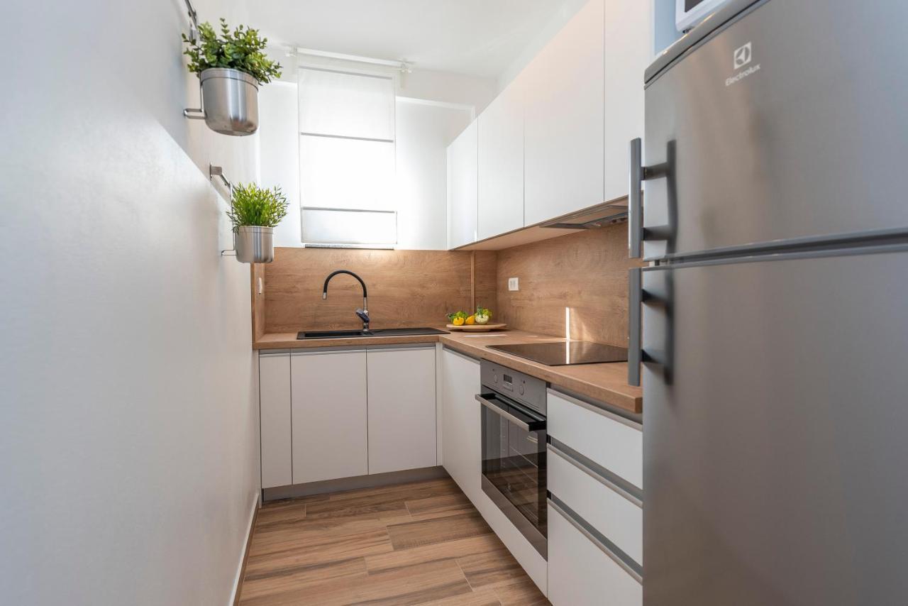 Luxury Apartments - La Vir 5& 6 Εξωτερικό φωτογραφία