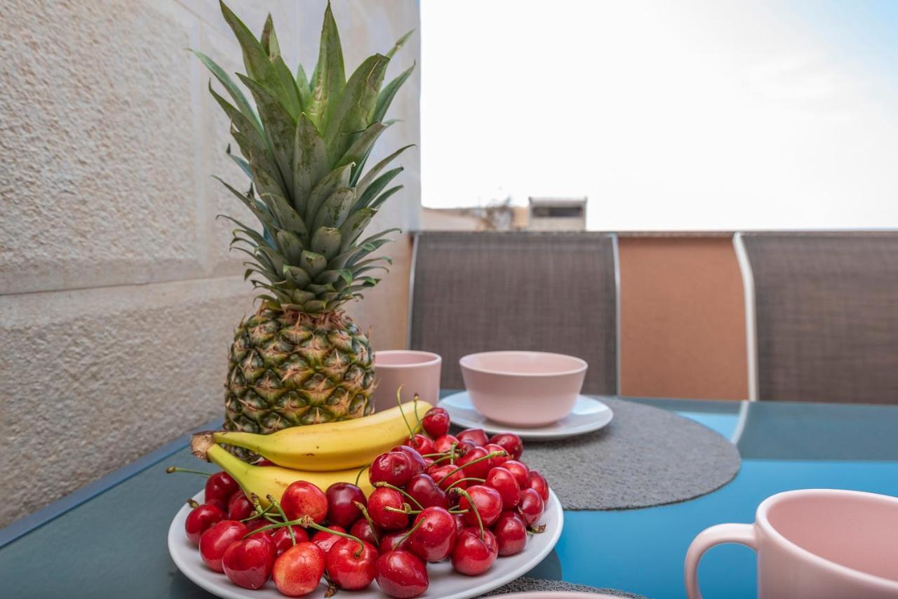 Luxury Apartments - La Vir 5& 6 Εξωτερικό φωτογραφία