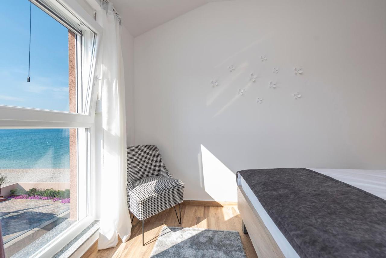 Luxury Apartments - La Vir 5& 6 Εξωτερικό φωτογραφία