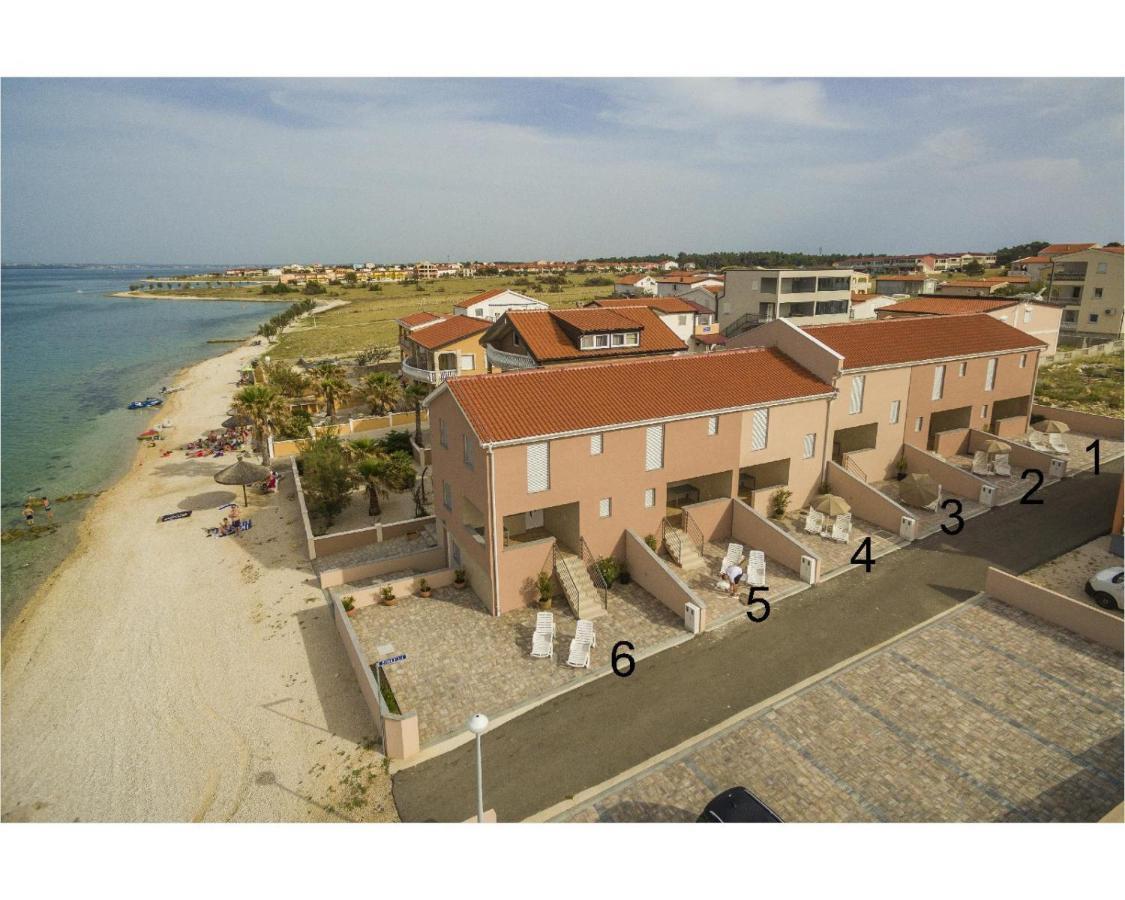 Luxury Apartments - La Vir 5& 6 Εξωτερικό φωτογραφία